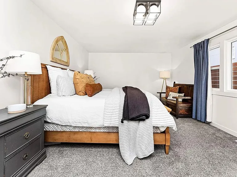 2309 E Boise Ave — Photo 12
