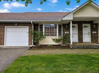 40 Museum Dr #403, Orillia, ON L3V7T9