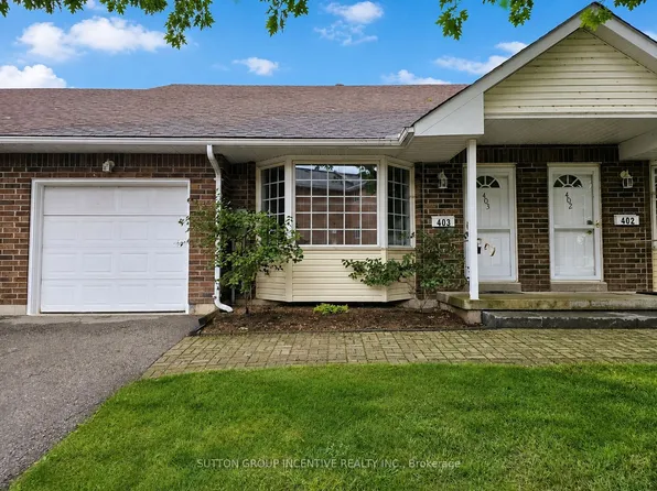 40 Museum Dr #403, Orillia, ON L3V 7T9