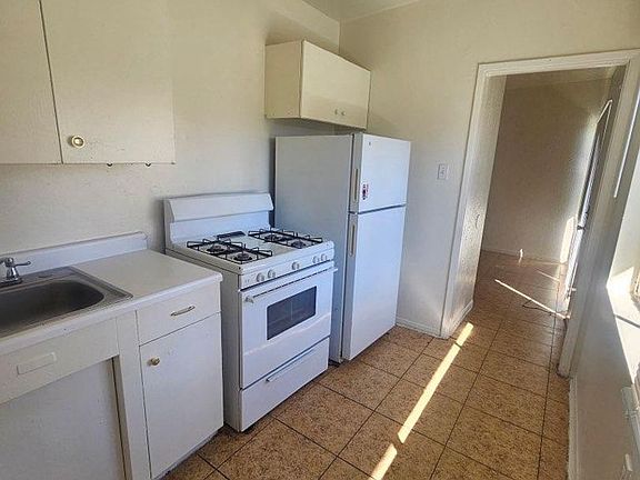 4th image of 66445 2nd St #3