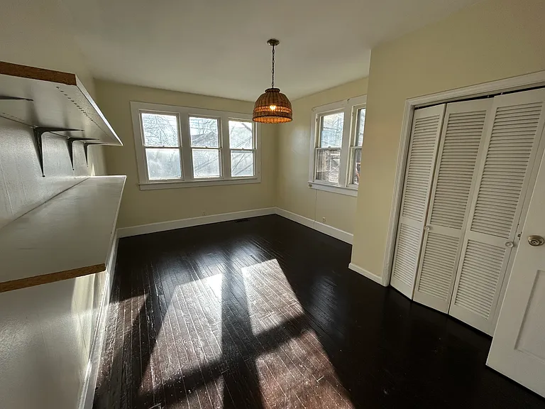 818 SE 8th St — Photo 7