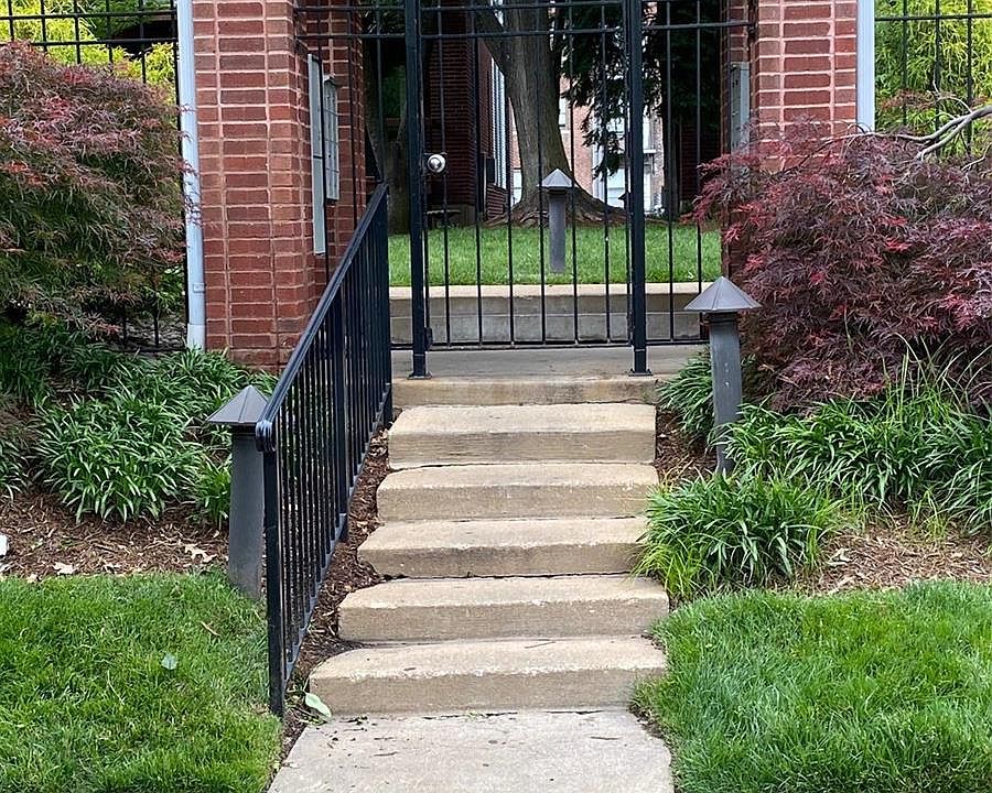 1st image of 437 Clara Ave APT 13