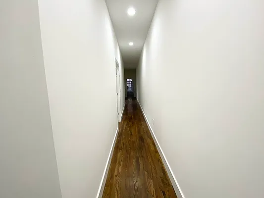 Rented by EastMount Realty LLC | media 49