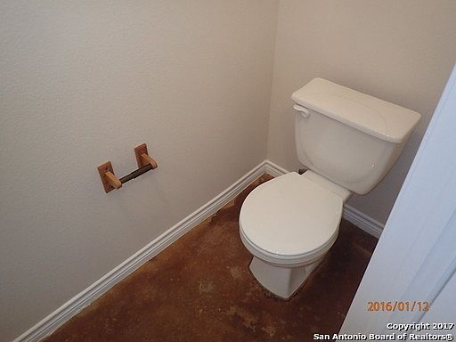 4th image of 7802 Kingsbury Wood Unit 2