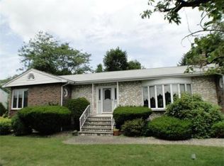 312 Lynn Fells Pkwy, Saugus, MA 01906