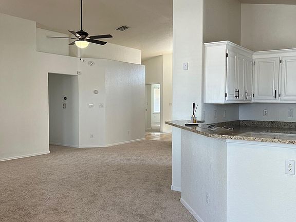 5th image of 905 La Gotera Pl