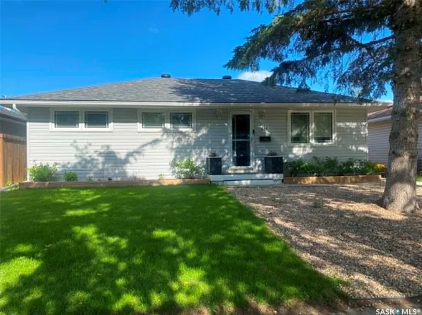 315 McIntosh Street, Regina, SK S4R 4Z6
