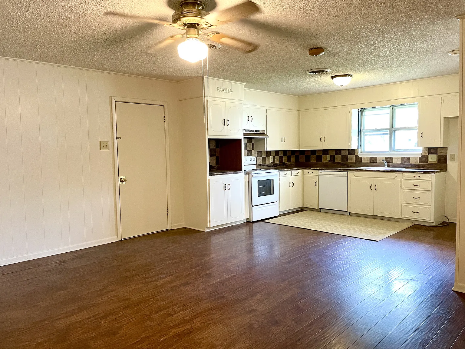 501 A Street Northwest - 1 — Photo 4