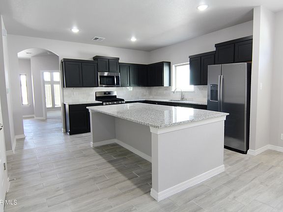 2nd image of 876 Crystal Deer Dr