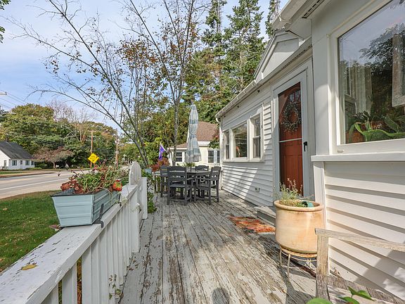 3rd image of 115 Fletcher Street
