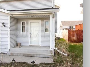 609 13 1/2 Ave E, West Fargo, ND