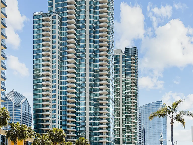 1199 Pacific Hwy #2903R — Photo 38