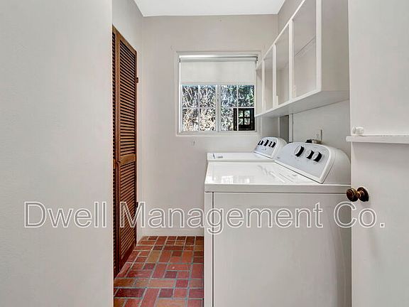 5th image of 8451 La Mesa Blvd #2