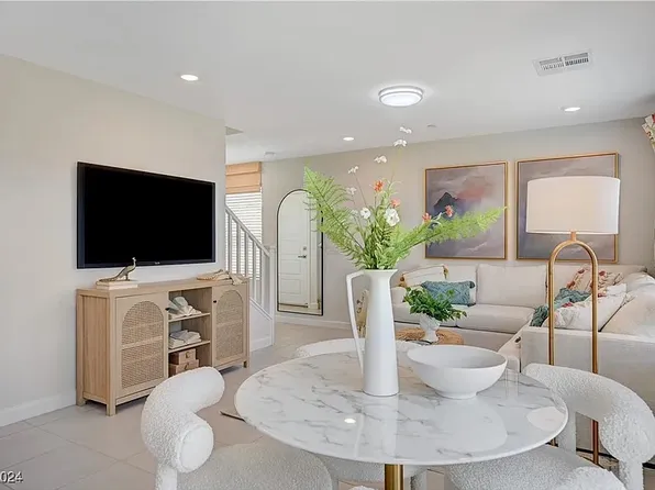 909 Cadence View Way, Henderson, NV 89011