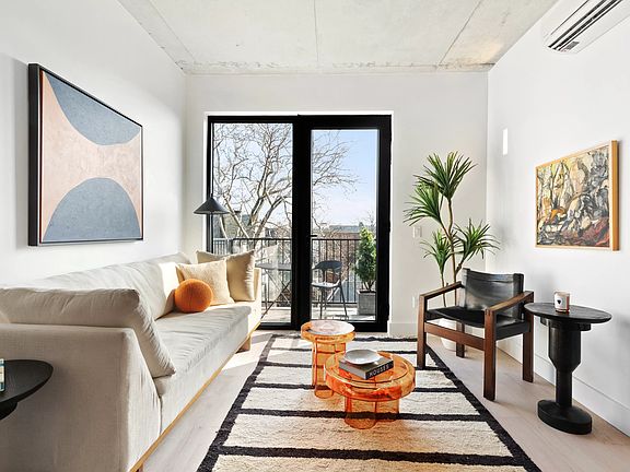 5th image of 458 E 25th St #502