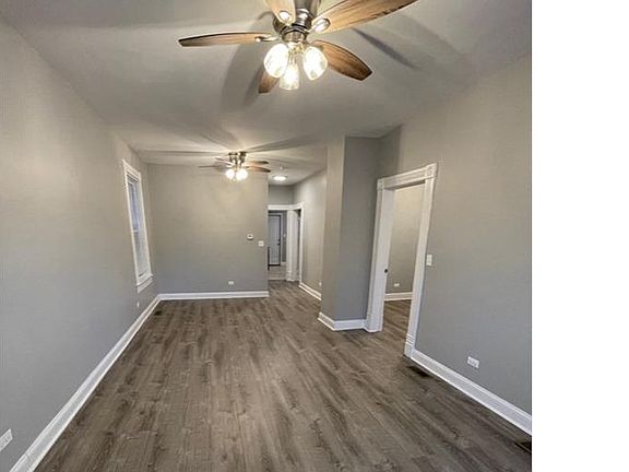 4th image of 7351 S Kenwood Ave #1