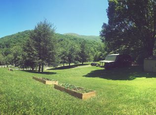 105 Domeno Dr, Swannanoa, NC 28778