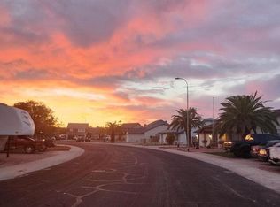 8956 W Tuckey Ln, Glendale, AZ 85305