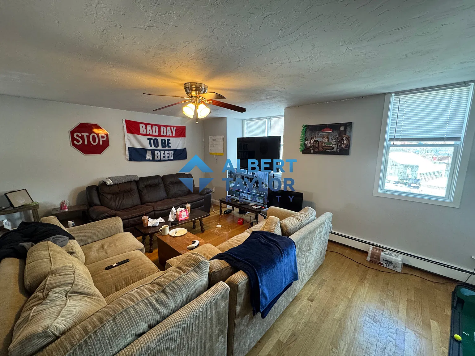 5 bed, 9999 sqft, $8,500 — Photo 2