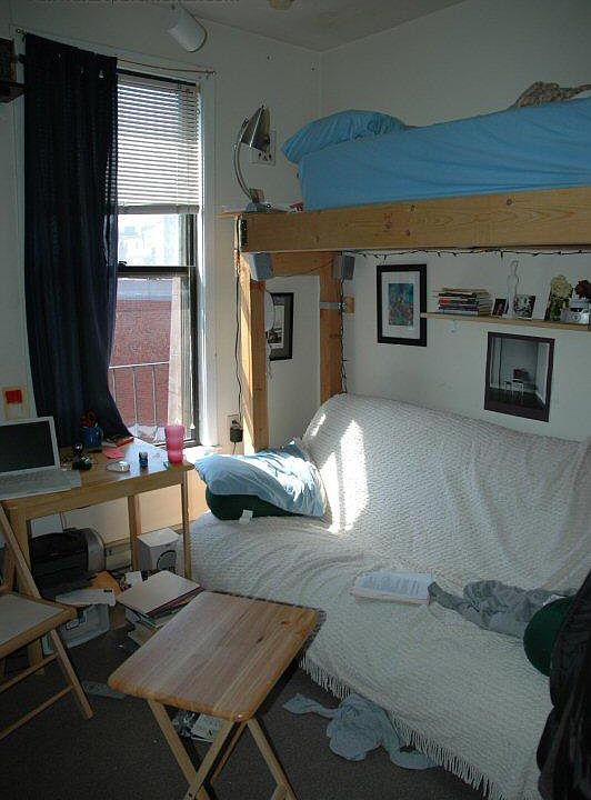 2nd image of 51 Hereford St APT 3D