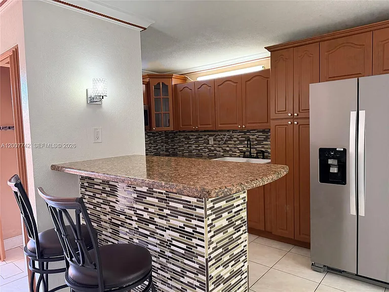 1850 W 56th St #2404 — Photo 3