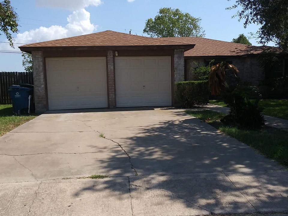 1st image of 2106 E Dolphin Cir