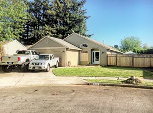 1362 SW Fox Ct, Troutdale, OR 97060