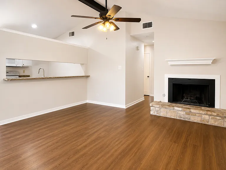 13818 George Rd — Photo 8