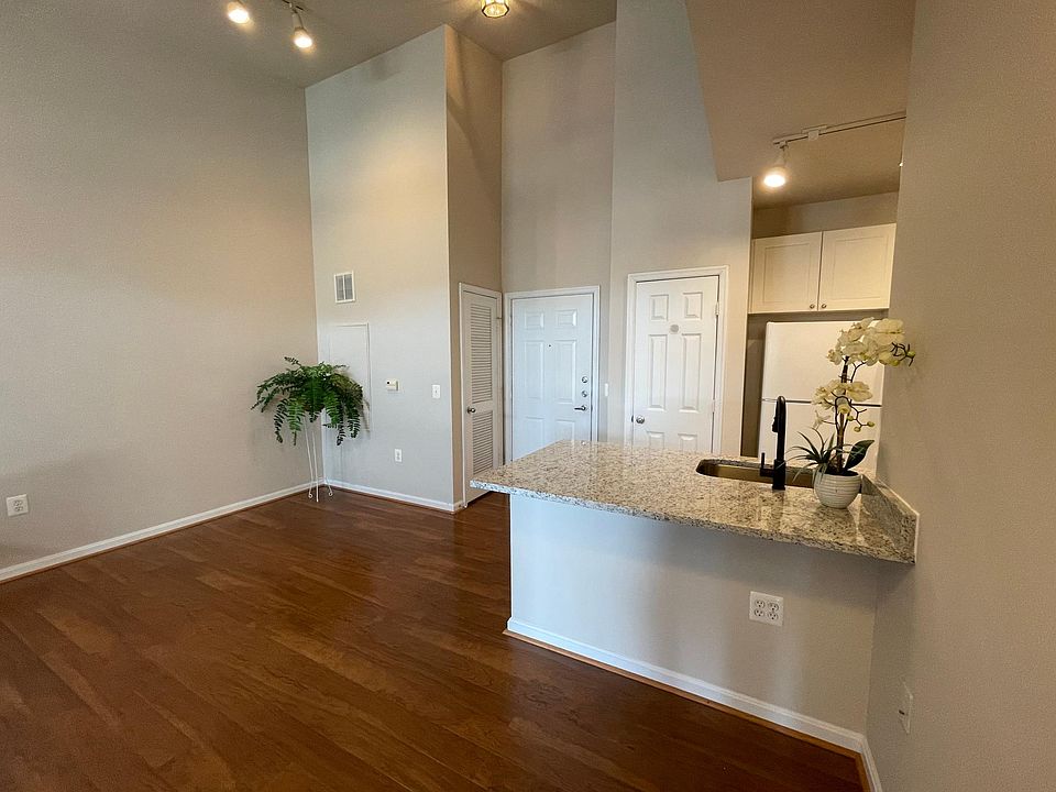 1st image of 2791 Centerboro Dr APT 490
