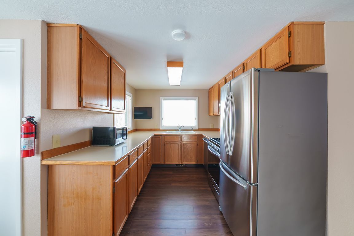 221 Creekside -7