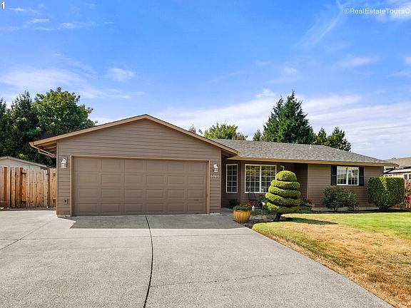 3rd image of 6986 SE Eileen Ln