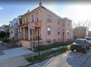 1233 E 11th St, Crum Lynne, PA 19022