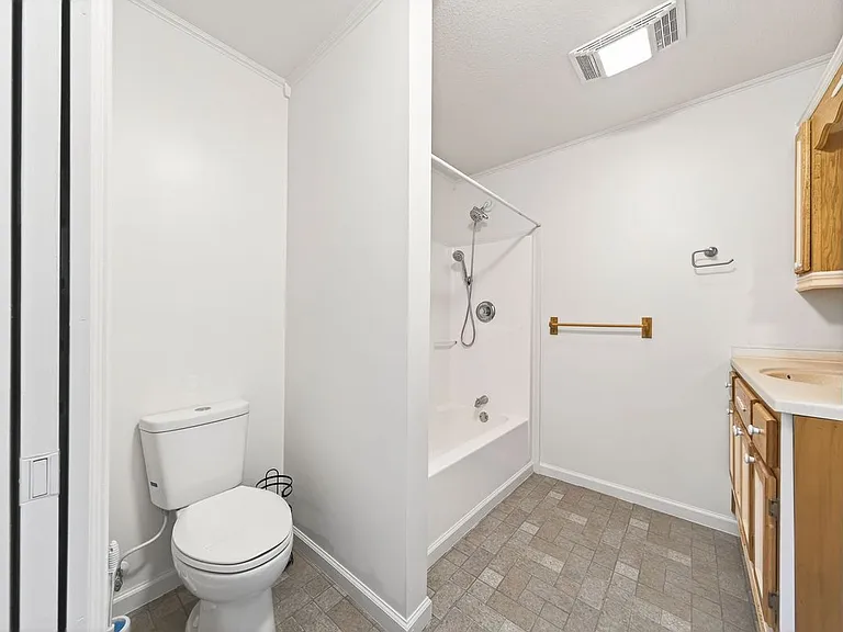 4067 Blaylock Rd — Photo 12