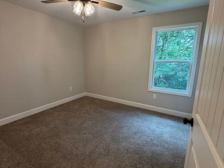 1713 Golf Club Ln — Photo 30