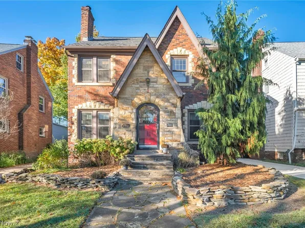 3561 Tullamore Rd, University Heights, OH 44118