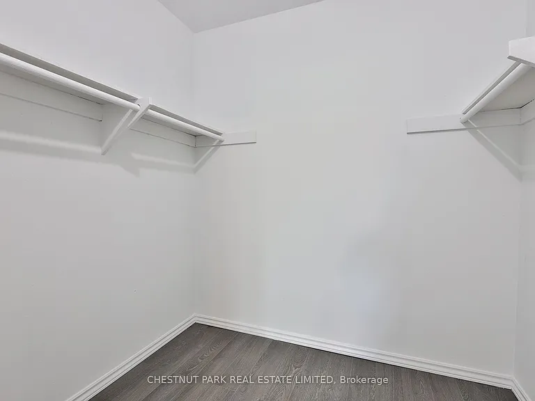 900 Glen St #409 — Photo 31