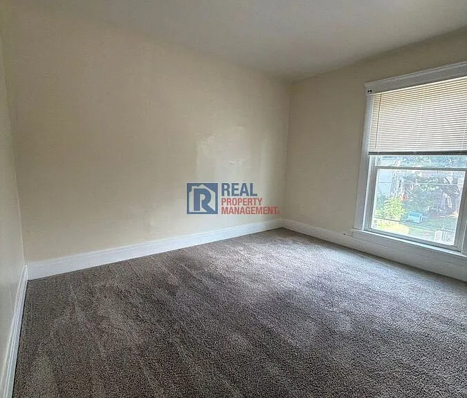 2417 E 4th St #2417 — Photo 14