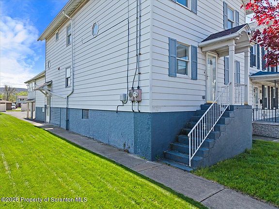 2nd image of 325 5th Ave