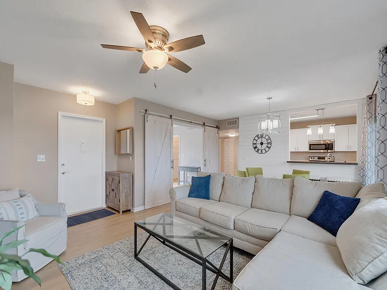 3206 S Lakeview Cir #1105 — Photo 7