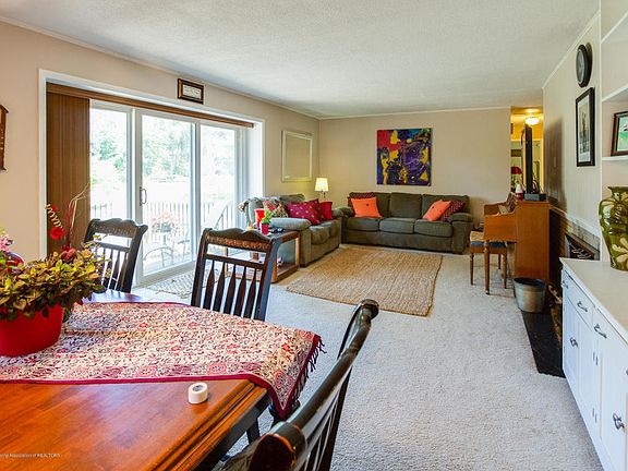 5th image of 2646 Heather Dr