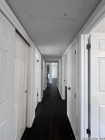 211 Cresham Dr — Photo 10