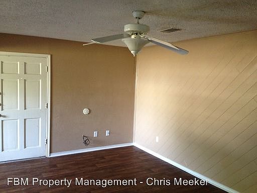 1st image of 611 W Gilmer St