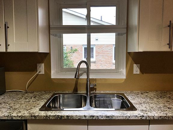 4th image of 18 Glenarden Pl