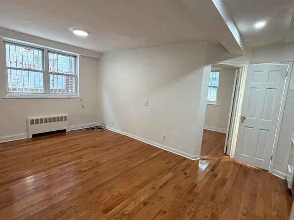 (undisclosed Address), Bronx, NY 10467