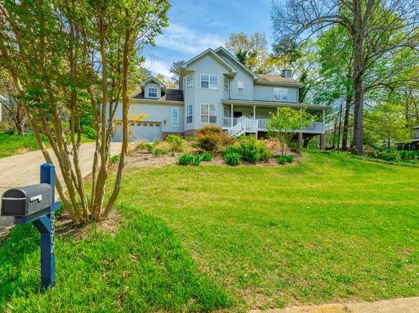 5504 Barons Point, Ooltewah, TN 37363