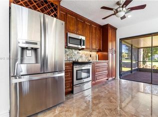 21344 Escondido Way S, Boca Raton, FL 33433