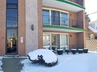4009 W 105th St APT 3W, Oak Lawn, IL 60453