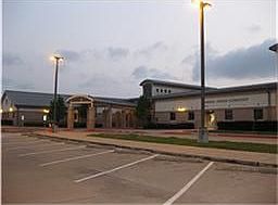 4th image of 7119 Roundrock Park Ln
