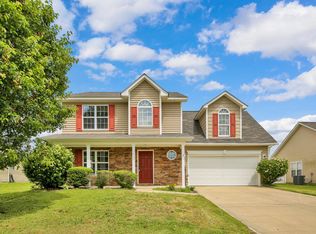 495 Fairfield Cir, Raeford, NC 28376