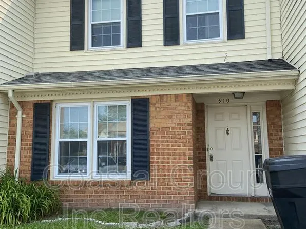 910 Jay Are Ct, Virginia Beach, VA 23462